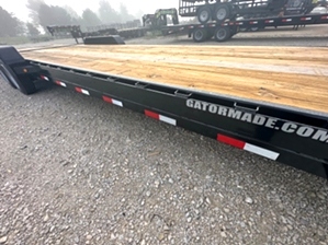 22+8 Aardvark Hydra Tail Trailer On Sale 