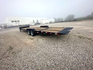 22+8 Aardvark Hydra Tail Trailer On Sale 