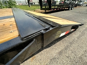  20+10 Hydraulic Dovetail16k Trailer For Sale 