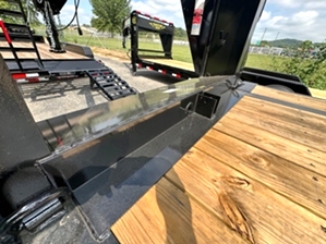  20+10 Hydraulic Dovetail16k Trailer For Sale 